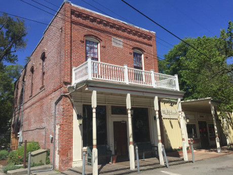 The Jack London Saloon - Exterior